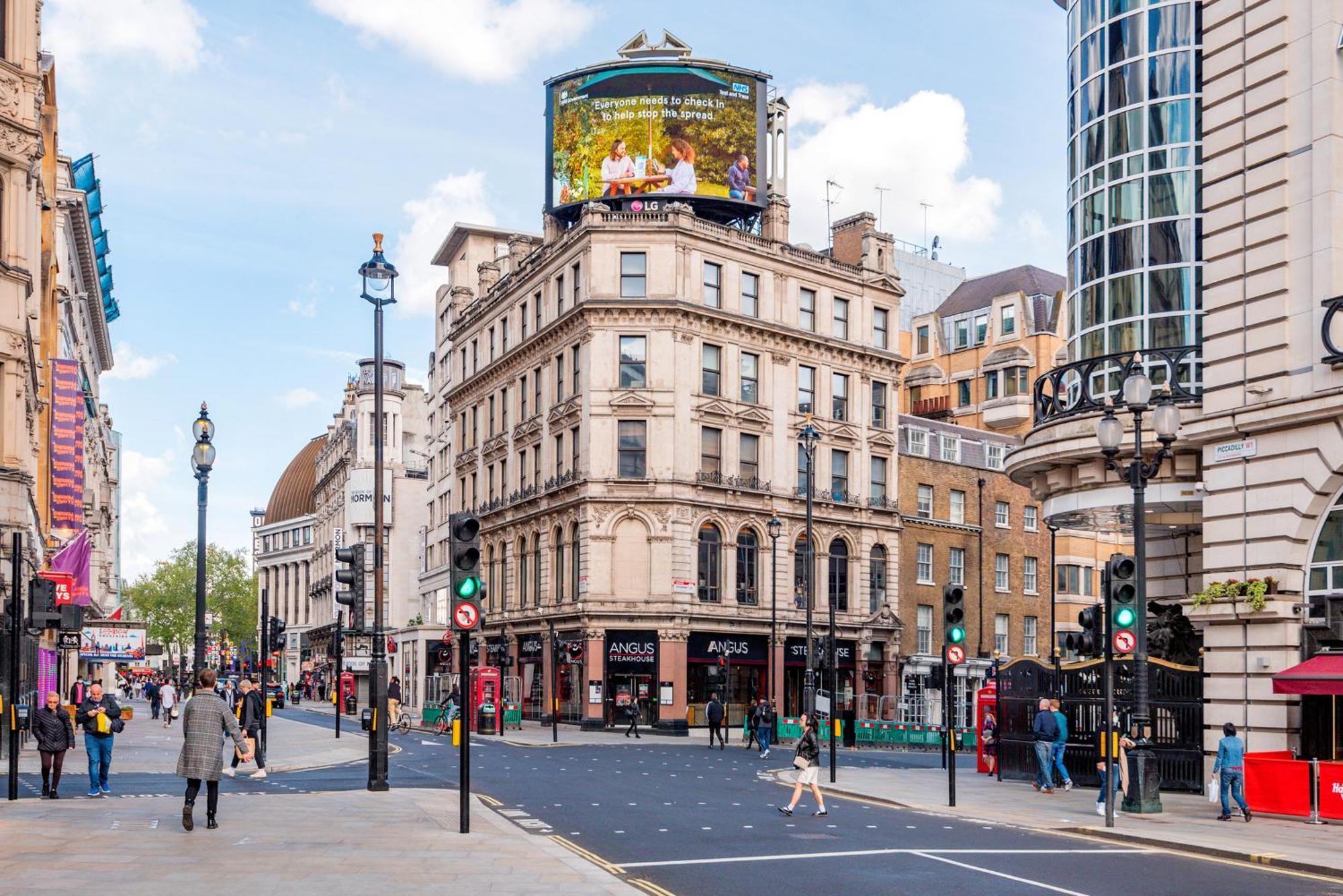 Welcome London Piccadilly Circus Exterior photo