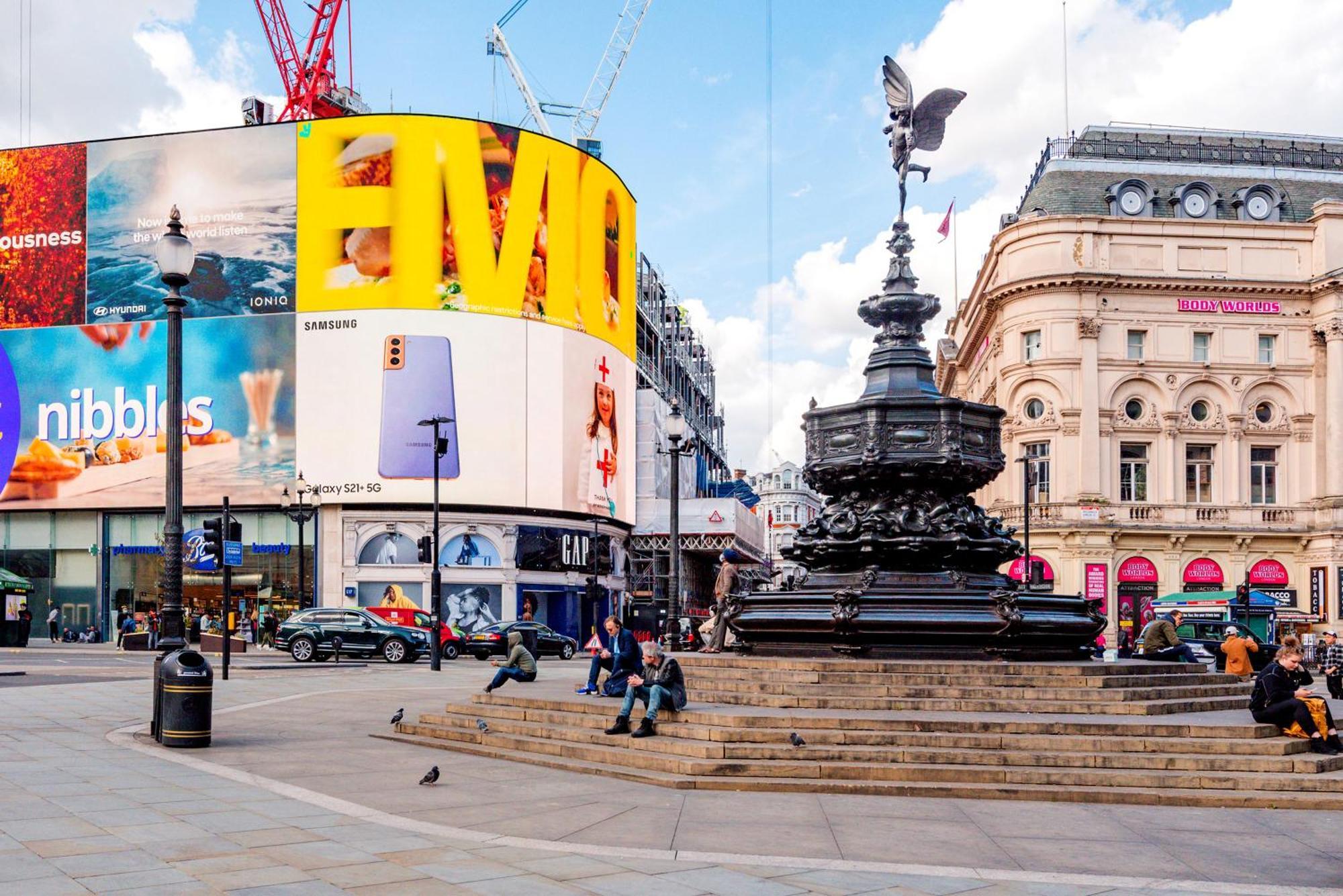 Welcome London Piccadilly Circus Exterior photo