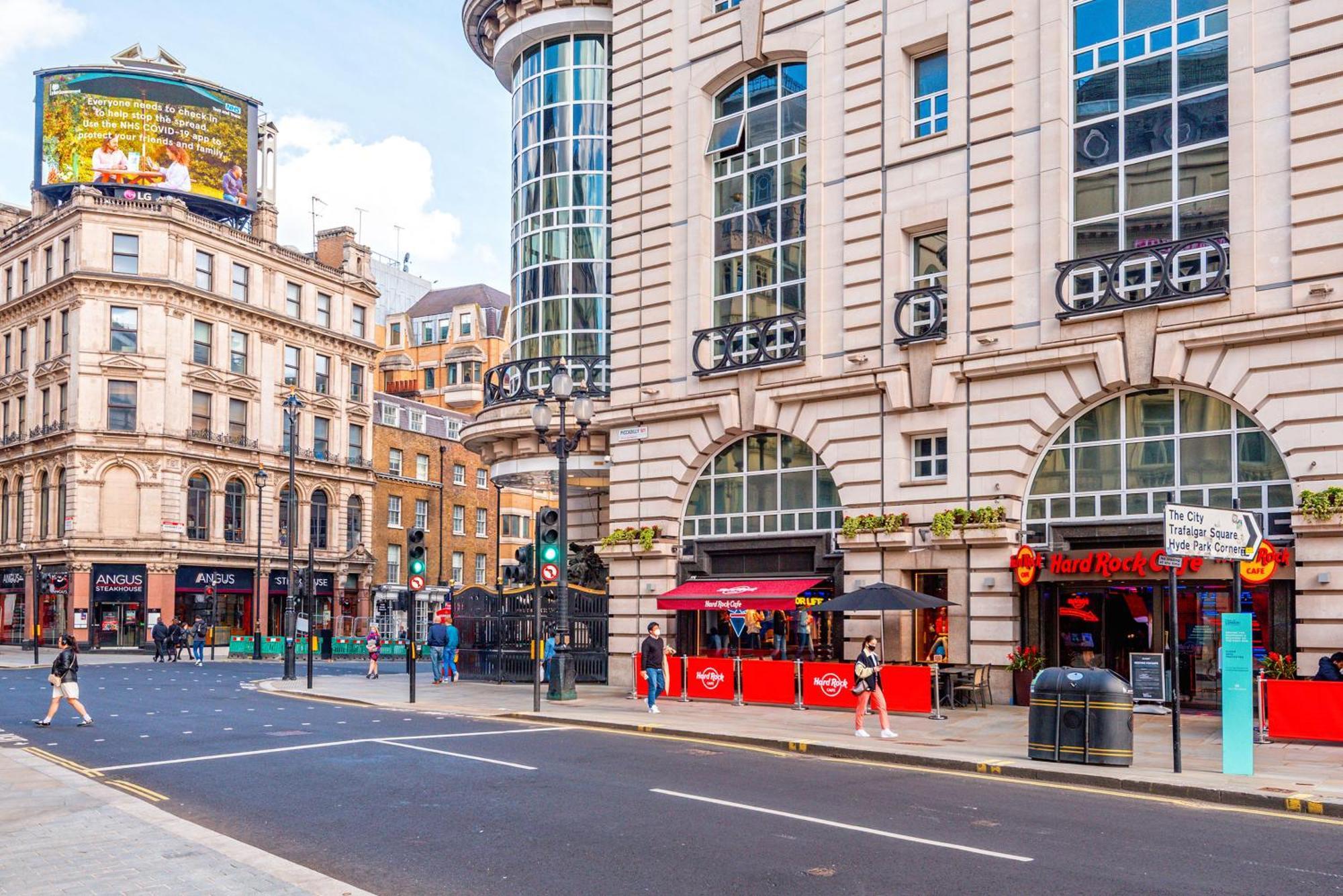 Welcome London Piccadilly Circus Exterior photo